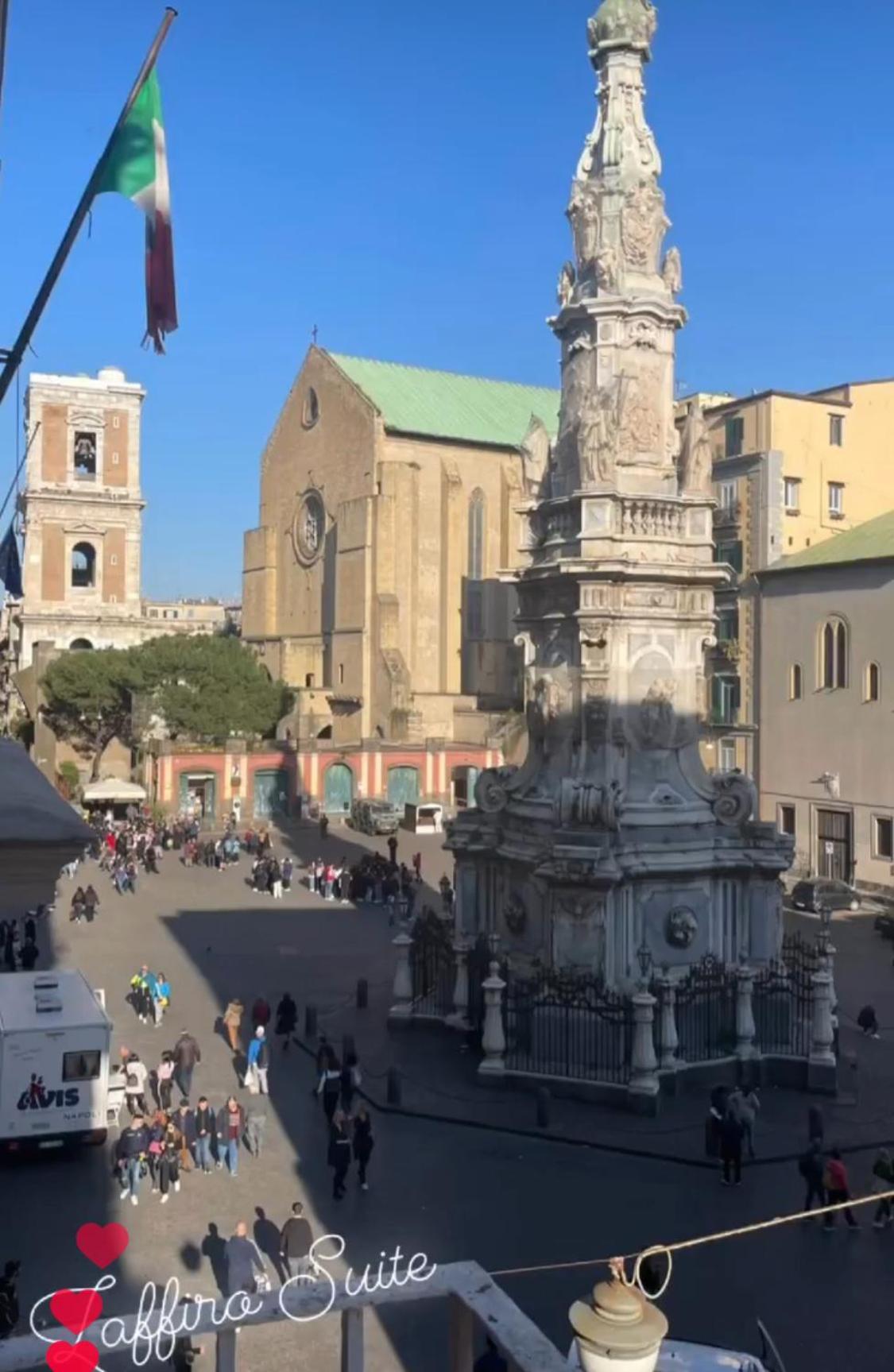 נאפולי B&B Il Balconcino A Santa Chiara מראה חיצוני תמונה