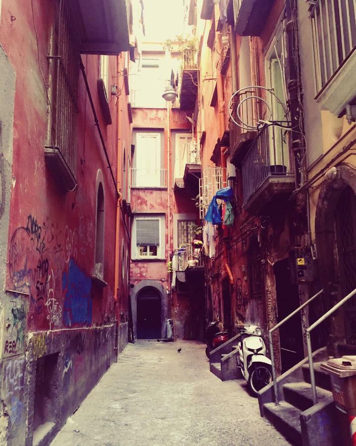 נאפולי B&B Il Balconcino A Santa Chiara מראה חיצוני תמונה