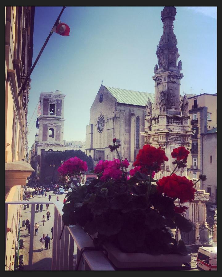 נאפולי B&B Il Balconcino A Santa Chiara מראה חיצוני תמונה